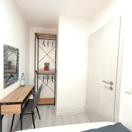 Schwert S21 Free Parking & Wifi * Langwedel (Verden)