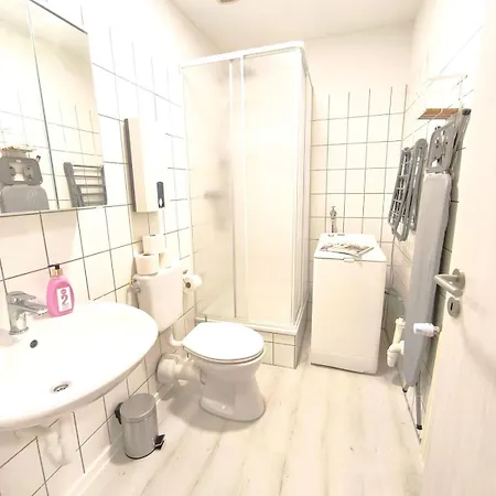 Διαμέρισμα Schwert S21 Free Parking & Wifi